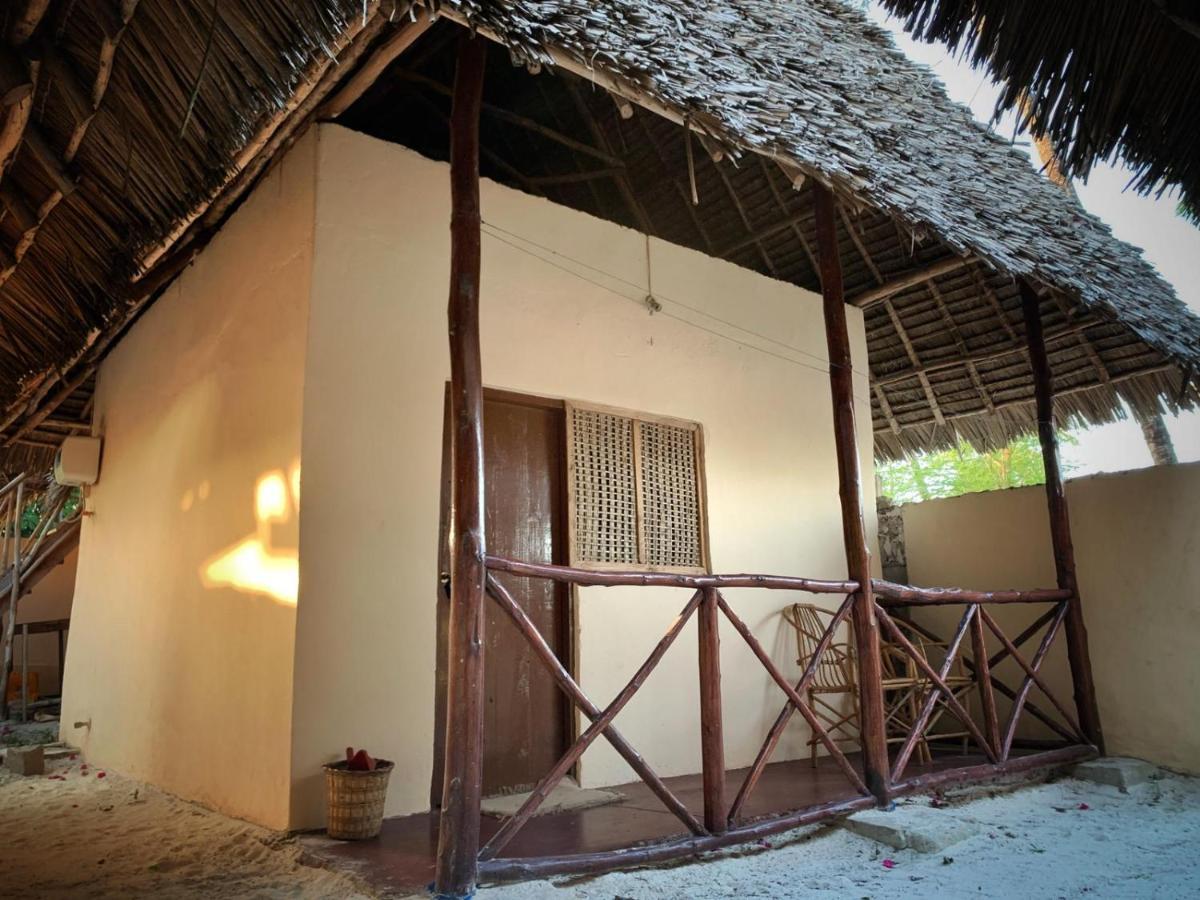 Mohammed Bungalows And Restaurant Матемве Экстерьер фото