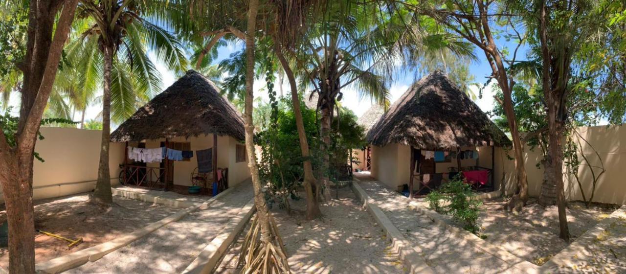 Mohammed Bungalows And Restaurant Матемве Экстерьер фото