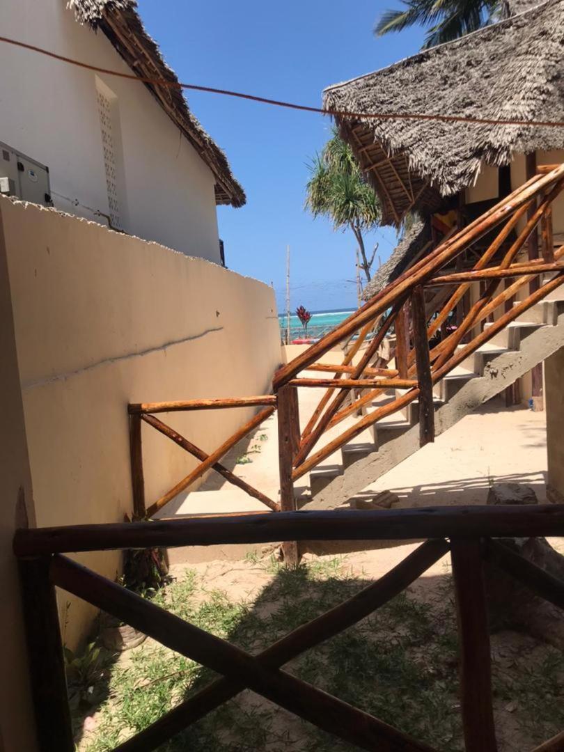 Mohammed Bungalows And Restaurant Матемве Экстерьер фото
